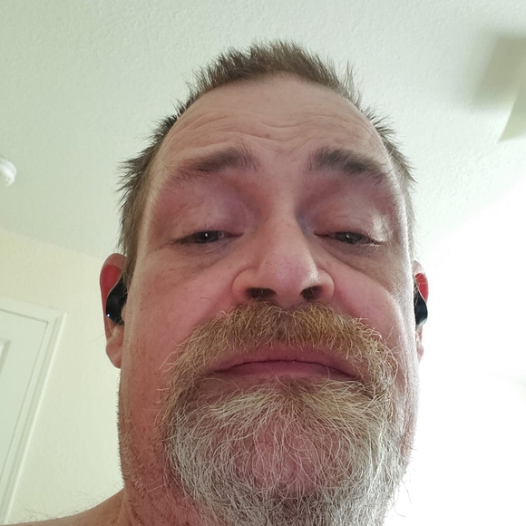 Meet your Posher, Kris - Picture 1 of 1